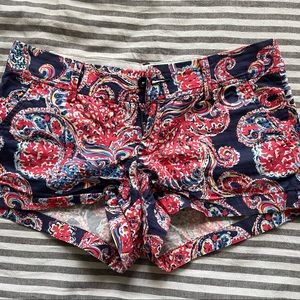 The Walsh Lilly Pulitzer Shorts size 6